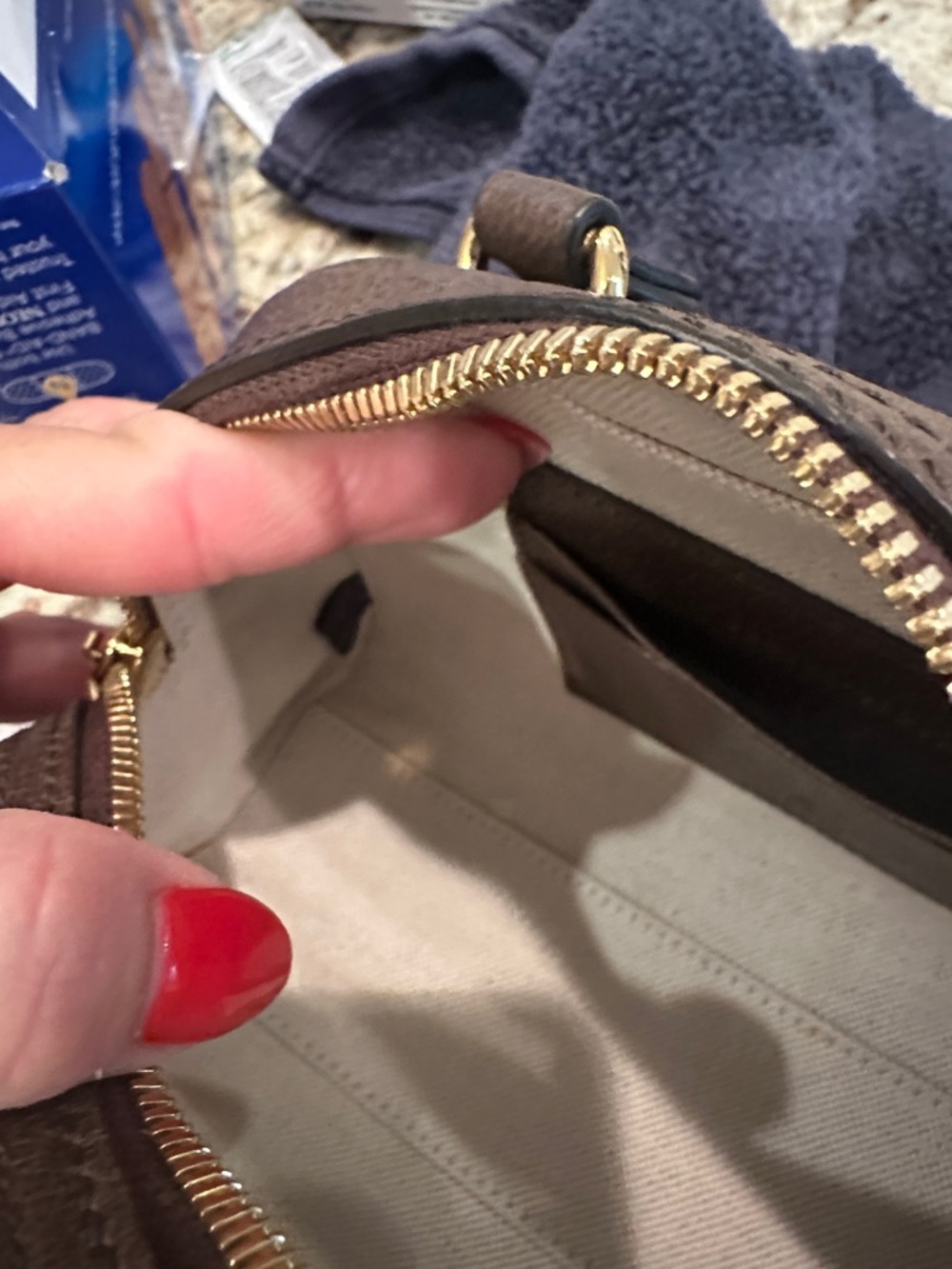 Gucci Beige GG Supreme Mini Top Handle Bag with Green-Red Stripe - Picture 8 of 8